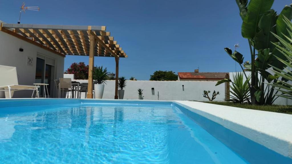 Palapa Garden Alojamientos, Piscina Privada Y Cerca Del Mar Чиклана-де-ла-Фронтера Экстерьер фото